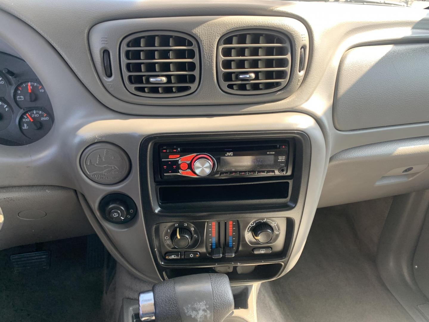 2008 Blue /gray Chevrolet TrailBlazer LS (1GNDS13S682) with an L6, 4.2L; DOHC engine, AUTOMATIC transmission, located at 1830 North Belt Line Road, Irving, TX, 75061, (469) 524-0199, 32.834373, -96.993584 - CASH ONLY CASH ONLY CASH ONLY PRICE INCLUDES TAX TITLE AND LICENSE - Photo#12