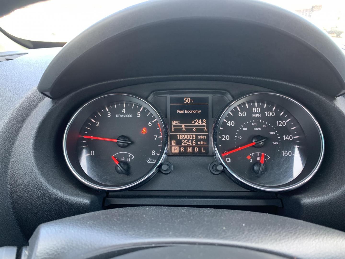 2012 Silver Nissan Rogue S FWD Krom Edition (JN8AS5MT6CW) with an 2.5L L4 DOHC 16V engine, Automatic transmission, located at 1830 North Belt Line Road, Irving, TX, 75061, (469) 524-0199, 32.834373, -96.993584 - Photo#13