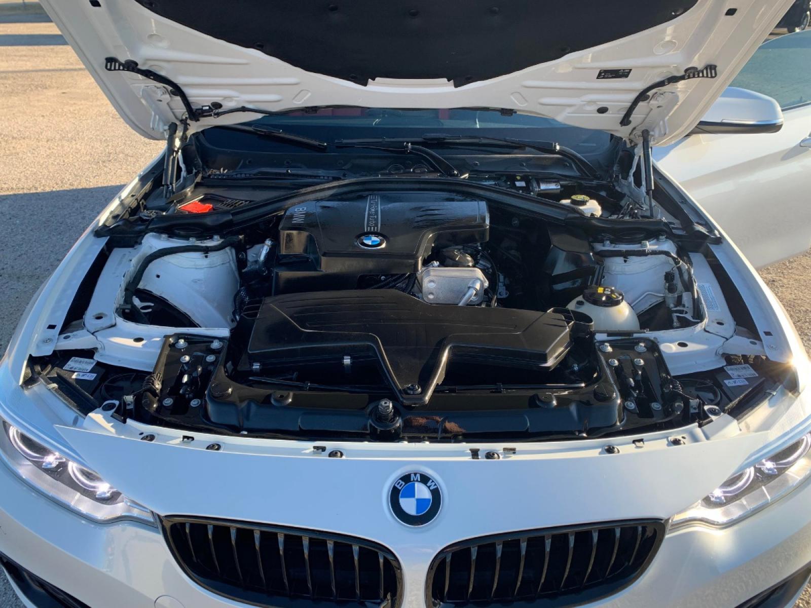 2016 White /Red BMW 4-Series Gran Coupe 428i SULEV (WBA4A9C59GG) with an 2.0L L4 DOHC 16V engine, 8A transmission, located at 1830 North Belt Line Road, Irving, TX, 75061, (469) 524-0199, 32.834373, -96.993584 - Owners personal vehicle. Runs and drives perfect! Rebuilt Title - Photo #8