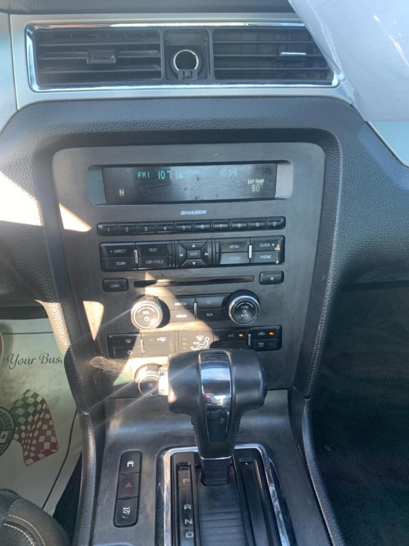 2010 White /Black Ford Mustang V6 Coupe (1ZVBP8AN2A5) with an 4.0L V6 OHC 12V engine, AUTOMATIC transmission, located at 1830 North Belt Line Road, Irving, TX, 75061, (469) 524-0199, 32.834373, -96.993584 - Photo#11