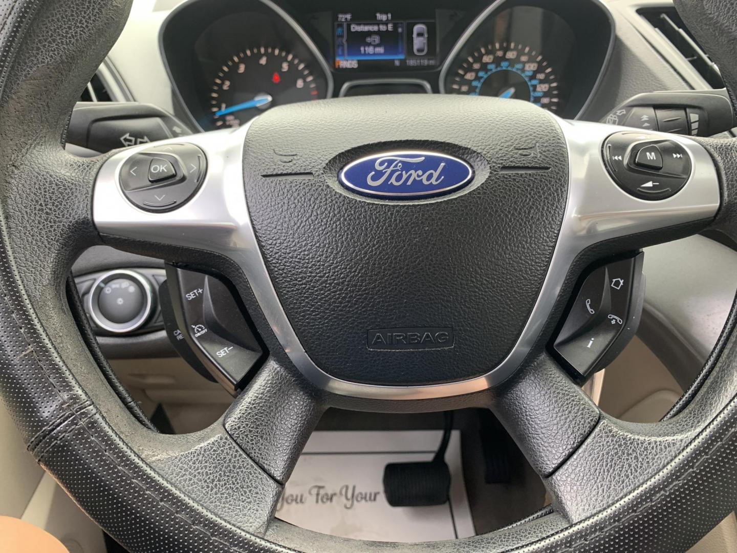 2013 Blue /Tan Ford Escape SE FWD (1FMCU0GX9DU) with an 1.6L L4 DOHC 16V engine, Automatic transmission, located at 1830 North Belt Line Road, Irving, TX, 75061, (469) 524-0199, 32.834373, -96.993584 - Photo#15