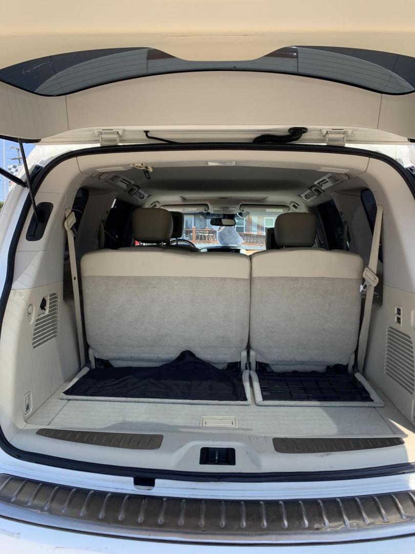 2011 White /Tan Infiniti QX56 2WD (JN8AZ2NF1B9) with an 5.6L V8 DOHC 32V engine, AUTOMATIC transmission, located at 1830 North Belt Line Road, Irving, TX, 75061, (469) 524-0199, 32.834373, -96.993584 - Photo#9