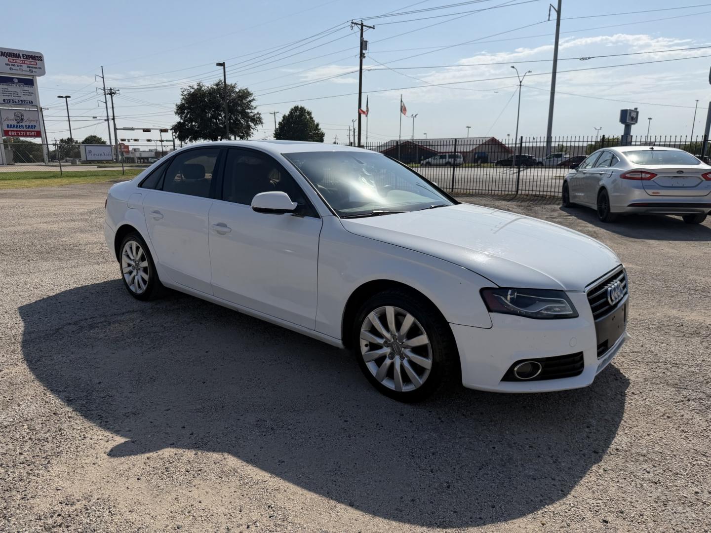 2010 White /Tan Audi A4 (WAUEFAFLXAN) with an 4 Cylinders F 2.0L FI Turbo DOHC 121 CID engine, AUTOMATIC transmission, located at 1830 North Belt Line Road, Irving, TX, 75061, (469) 524-0199, 32.834373, -96.993584- Photo#6