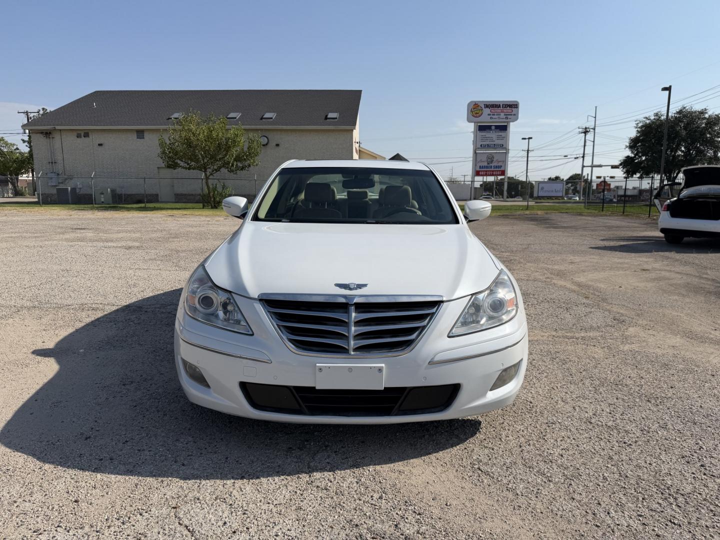 2011 White /Tan Hyundai Genesis 4.6L (KMHGC4DF1BU) with an 4.6L V8 DOHC 32V engine, Automatic transmission, located at 1830 North Belt Line Road, Irving, TX, 75061, (469) 524-0199, 32.834373, -96.993584- Photo#1
