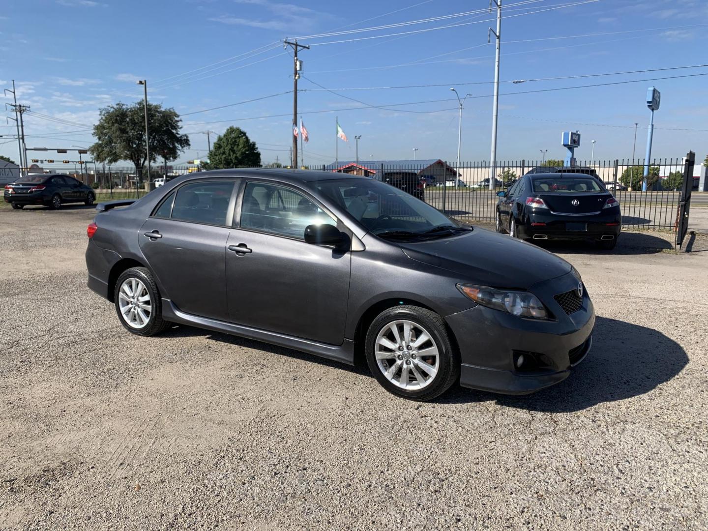 2009 Gray /Black Toyota Corolla S (1NXBU40E49Z) with an 1.8L L4 DOHC 16V engine, AUTOMATIC transmission, located at 1830 North Belt Line Road, Irving, TX, 75061, (469) 524-0199, 32.834373, -96.993584 - Photo#8