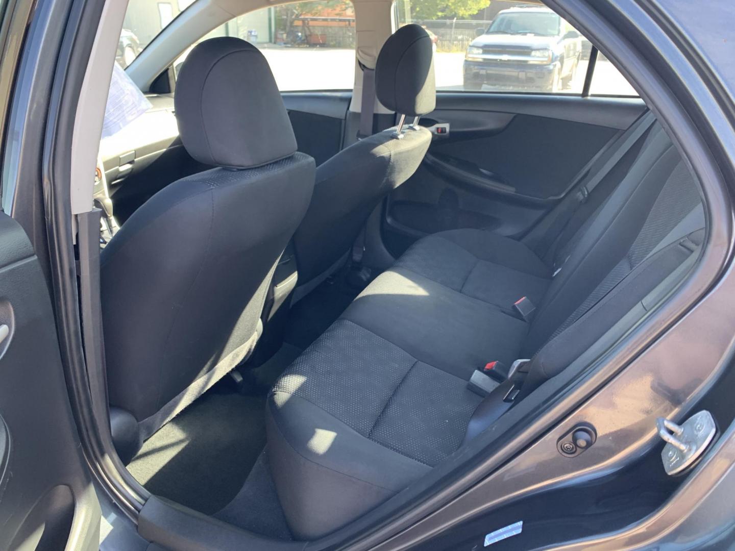 2009 Gray /Black Toyota Corolla S (1NXBU40E49Z) with an 1.8L L4 DOHC 16V engine, AUTOMATIC transmission, located at 1830 North Belt Line Road, Irving, TX, 75061, (469) 524-0199, 32.834373, -96.993584 - Photo#6