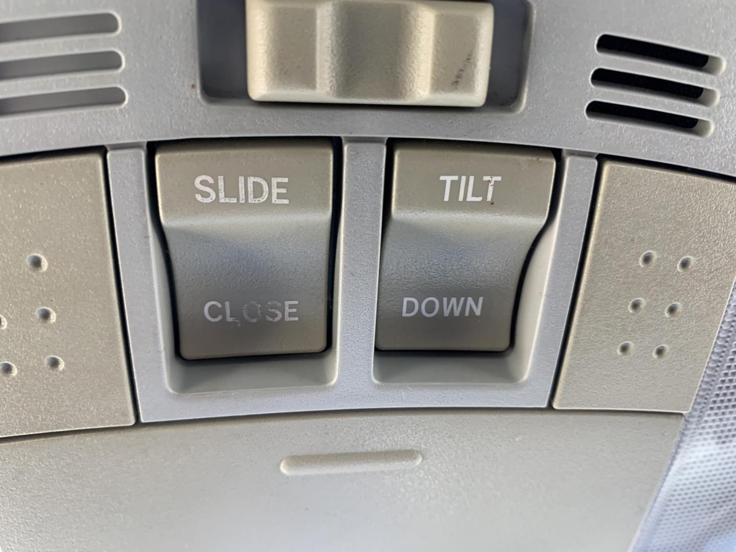 2009 Gray /Black Toyota Corolla S (1NXBU40E49Z) with an 1.8L L4 DOHC 16V engine, AUTOMATIC transmission, located at 1830 North Belt Line Road, Irving, TX, 75061, (469) 524-0199, 32.834373, -96.993584 - Photo#12