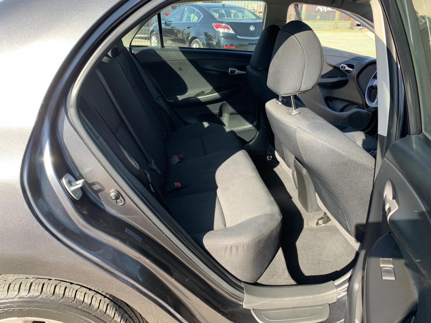 2009 Gray /Black Toyota Corolla S (1NXBU40E49Z) with an 1.8L L4 DOHC 16V engine, AUTOMATIC transmission, located at 1830 North Belt Line Road, Irving, TX, 75061, (469) 524-0199, 32.834373, -96.993584 - Photo#11