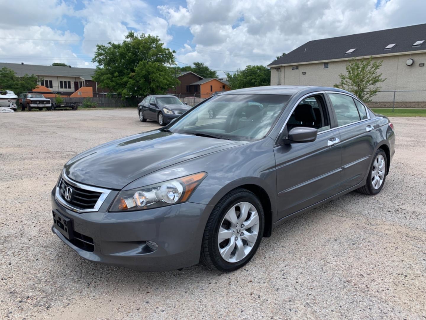 2010 Gray /Black Honda Accord EX-L (5KBCP3F83AB) with an 6 Cylinders 3.5L FI SOHC 212 CID engine, Automatic transmission, located at 1830 North Belt Line Road, Irving, TX, 75061, (469) 524-0199, 32.834373, -96.993584 - Photo#2