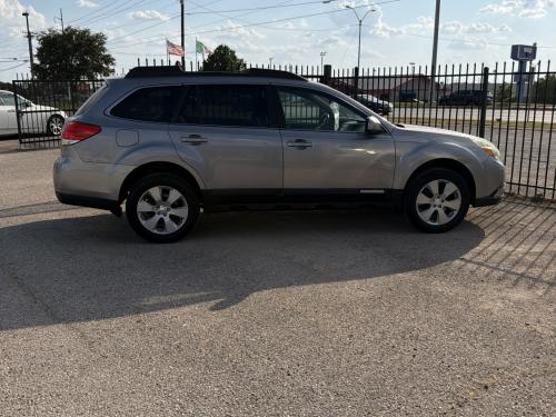 2010 Subaru Outback 2.5i Limited