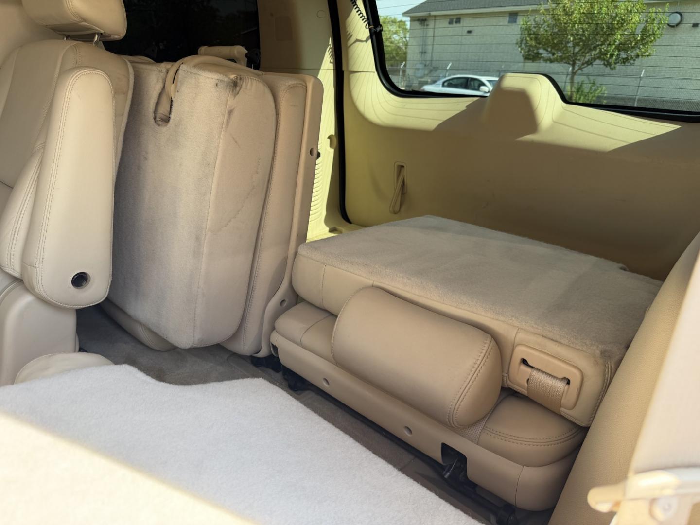 2007 blue /Tan Cadillac Escalade 2WD (1GYEC63877R) with an 6.2L V8 OHV 16V engine, AUTOMATIC transmission, located at 1830 North Belt Line Road, Irving, TX, 75061, (469) 524-0199, 32.834373, -96.993584- Photo#9