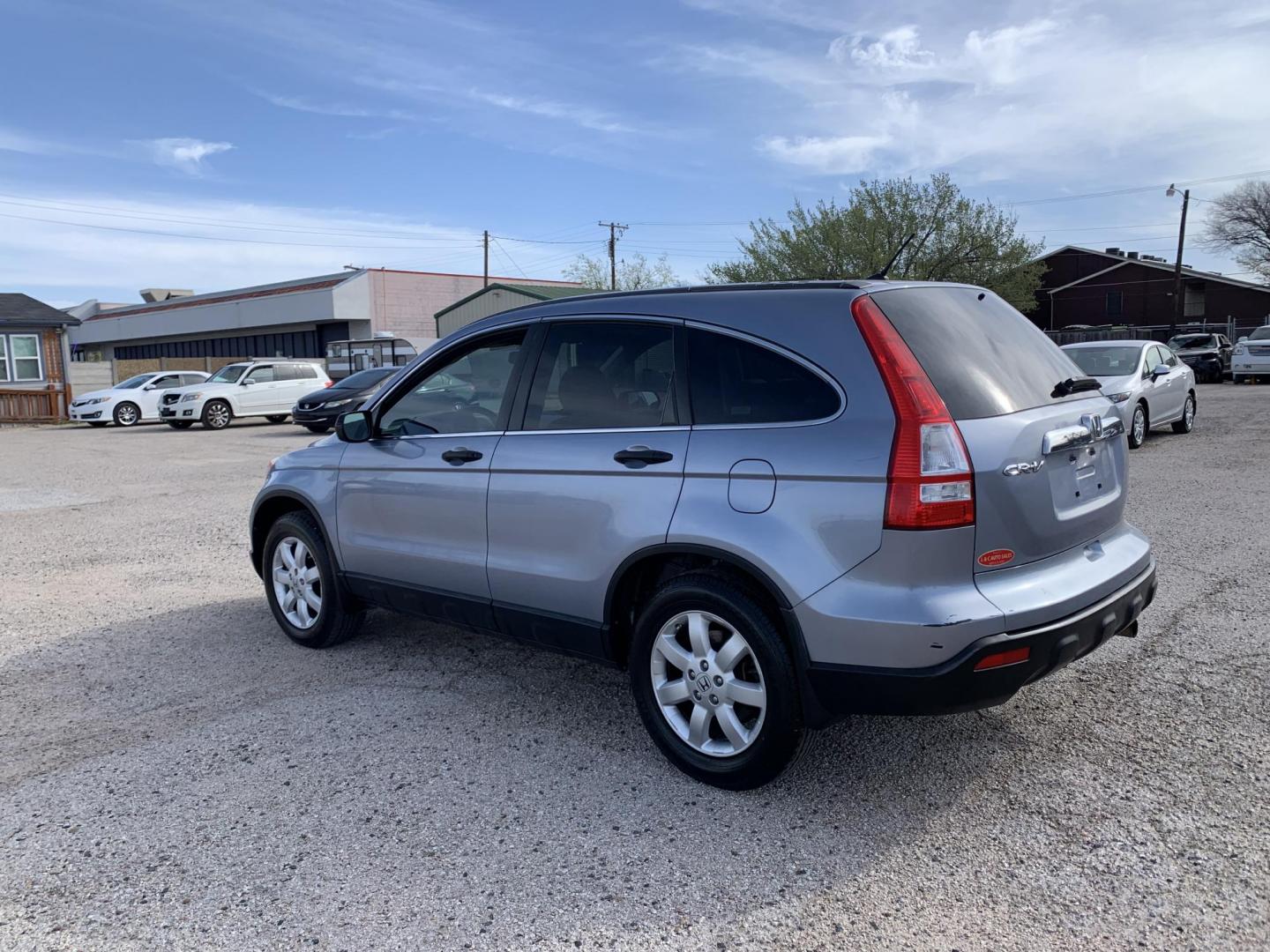 2009 Blue /gray Honda CR-V EX 2WD (JHLRE38539C) with an 2.4L L4 DOHC 16V engine, Automatic transmission, located at 1830 North Belt Line Road, Irving, TX, 75061, (469) 524-0199, 32.834373, -96.993584 - Photo#3