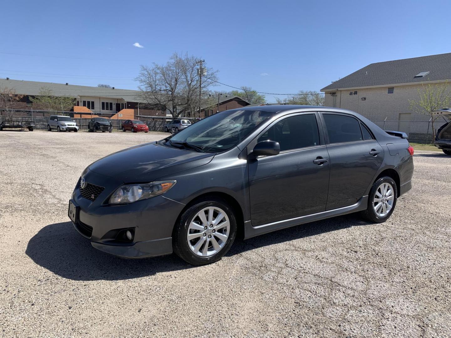 2010 Charcoal gray /Black Toyota Corolla (1NXBU4EE6AZ) with an 1.8L L4 DOHC 16V engine, Automatic transmission, located at 1830 North Belt Line Road, Irving, TX, 75061, (469) 524-0199, 32.834373, -96.993584 - ONE OWNER - Photo#2