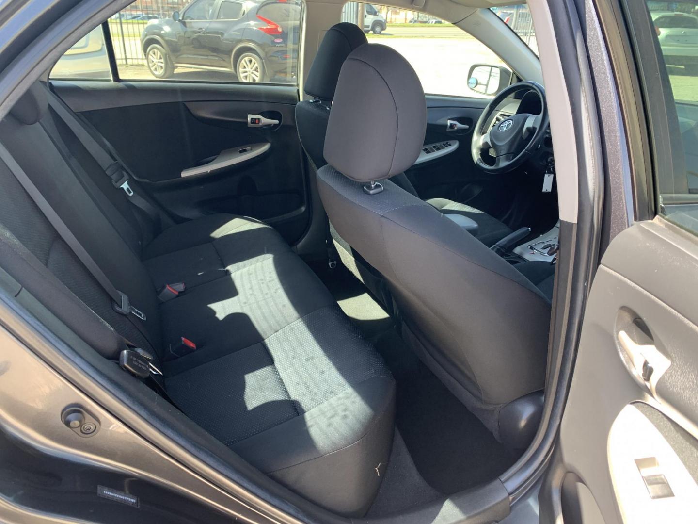 2010 Charcoal gray /Black Toyota Corolla (1NXBU4EE6AZ) with an 1.8L L4 DOHC 16V engine, Automatic transmission, located at 1830 North Belt Line Road, Irving, TX, 75061, (469) 524-0199, 32.834373, -96.993584 - ONE OWNER - Photo#8