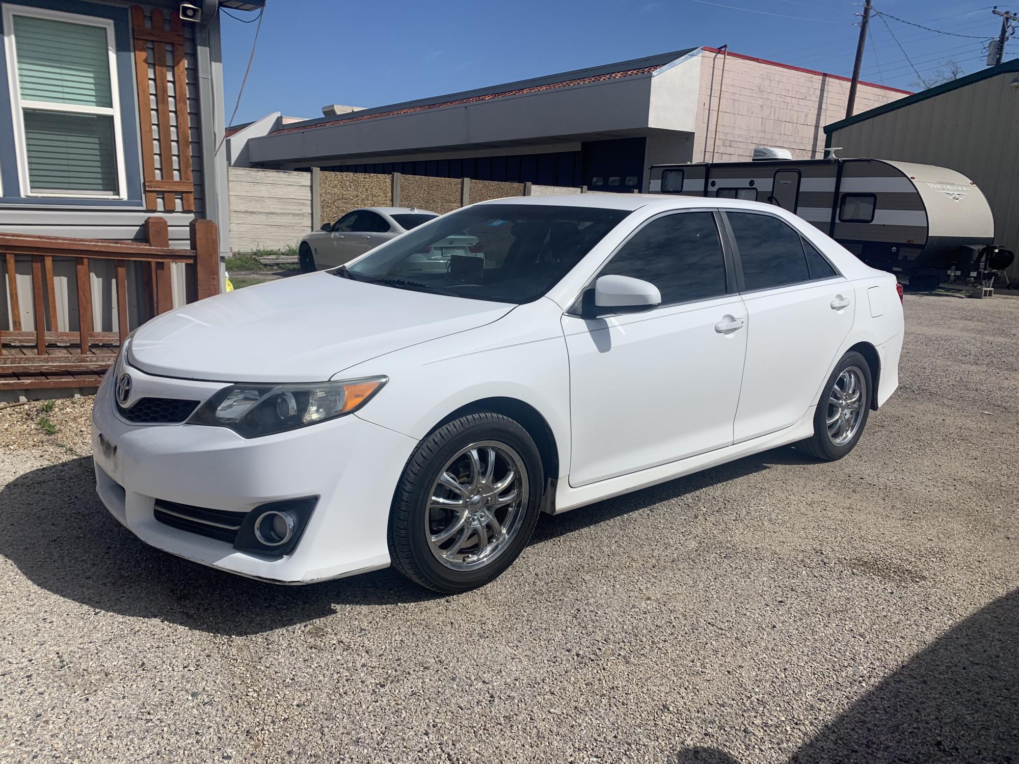photo of 2012 Toyota Camry SE