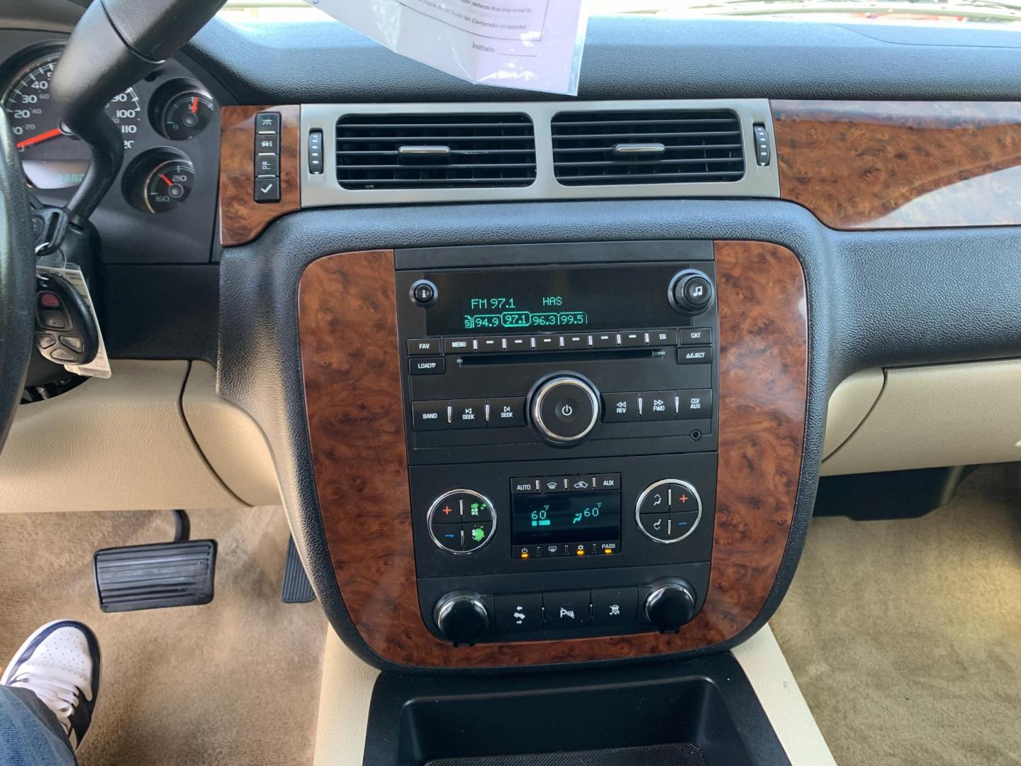 2008 Gold /Tan Chevrolet Suburban LS 1500 2WD (3GNFC16J48G) with an 5.3L V8 OHV 16V engine, Automatic transmission, located at 1830 North Belt Line Road, Irving, TX, 75061, (469) 524-0199, 32.834373, -96.993584 - ONE OWNER - Photo#16