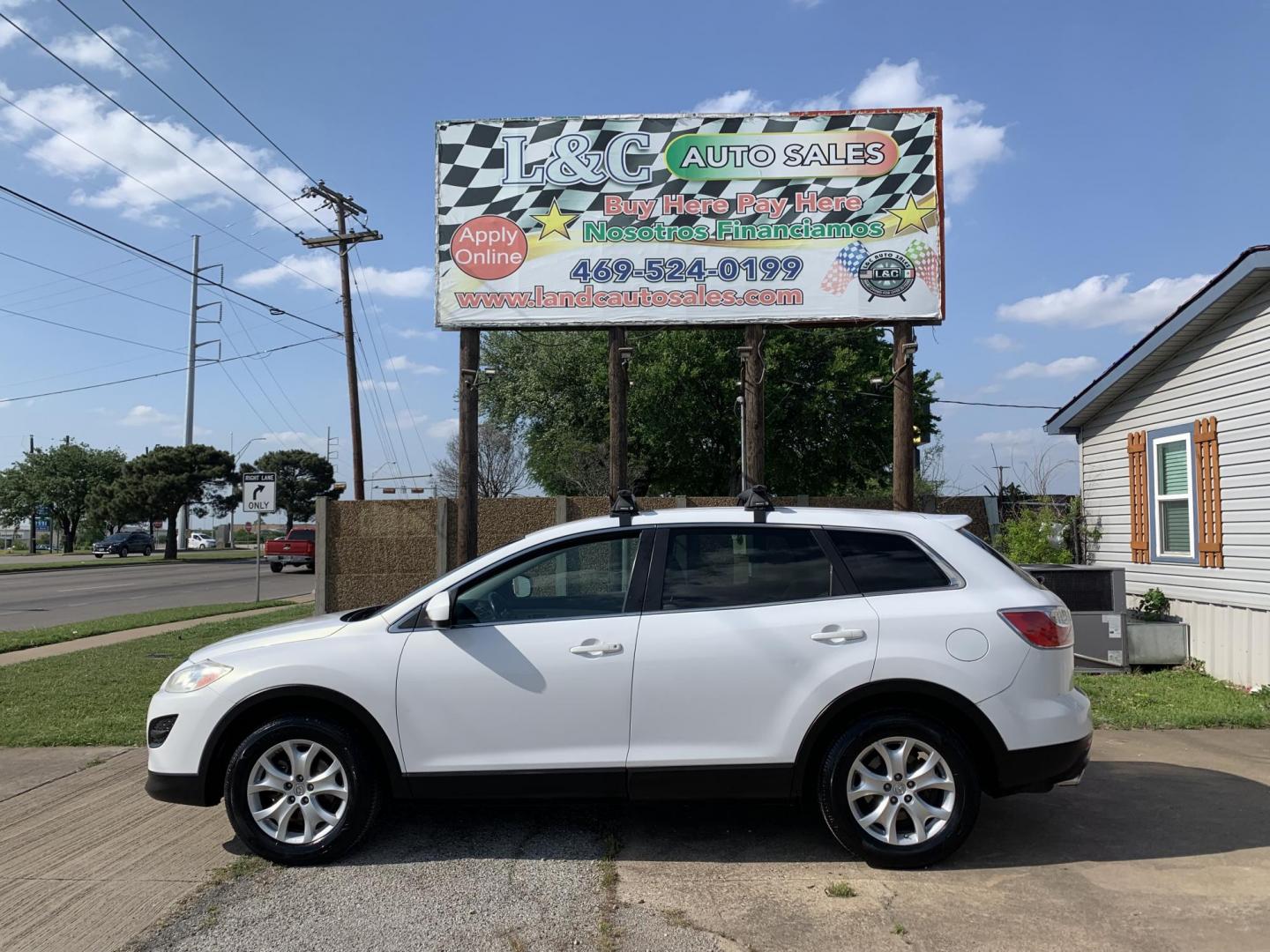 2012 White /Tan Mazda CX-9 Touring (JM3TB2CV8C0) with an 3.7L V6 DOHC 24V engine, Automatic transmission, located at 1830 North Belt Line Road, Irving, TX, 75061, (469) 524-0199, 32.834373, -96.993584 - Photo#0