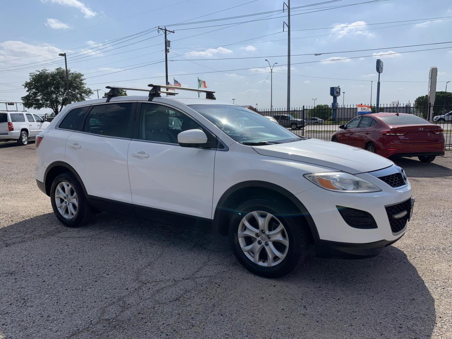 2012 White /Tan Mazda CX-9 Touring (JM3TB2CV8C0) with an 3.7L V6 DOHC 24V engine, Automatic transmission, located at 1830 North Belt Line Road, Irving, TX, 75061, (469) 524-0199, 32.834373, -96.993584 - Photo#6