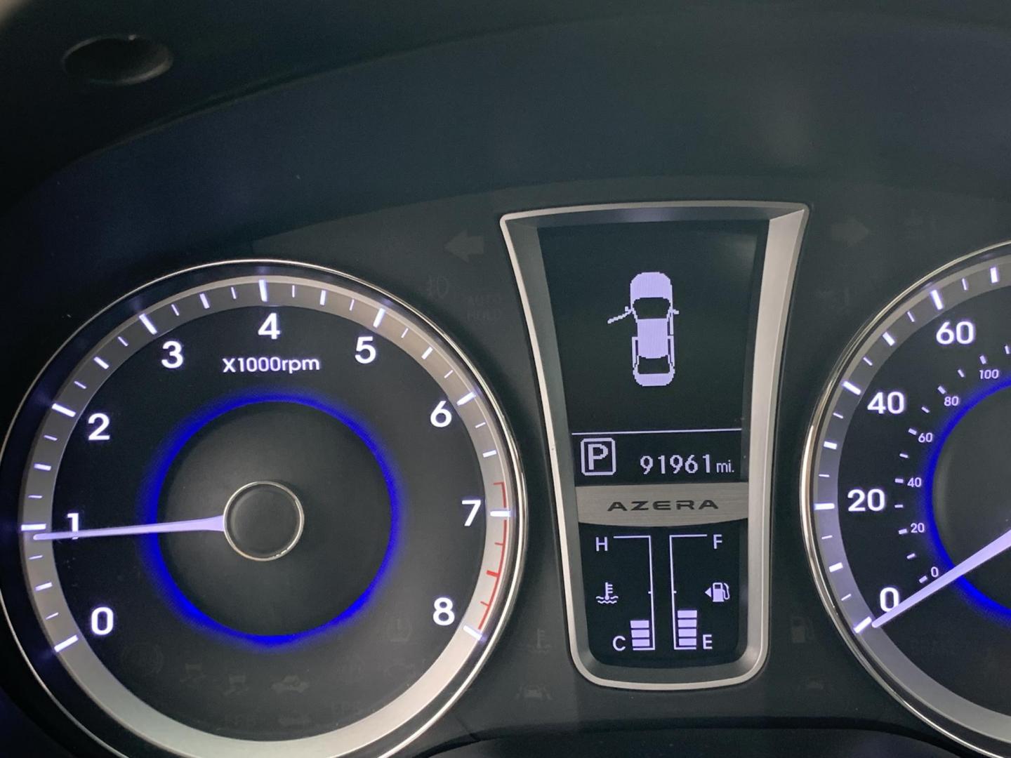 2012 Silver /Tan Hyundai Azera 3.3L (KMHFH4JG9CA) with an 3.3L V6 DOHC 24V engine, Automatic transmission, located at 1830 North Belt Line Road, Irving, TX, 75061, (469) 524-0199, 32.834373, -96.993584 - Photo#12