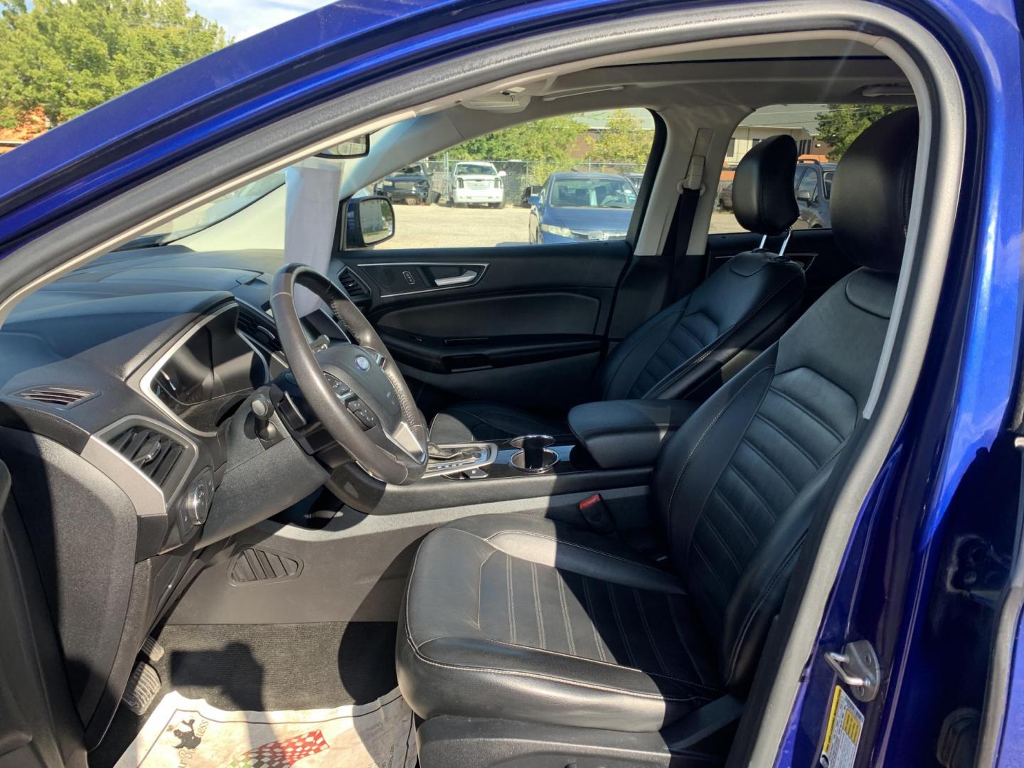 2015 Blue /Black Ford Edge SEL AWD (2FMTK4J97FB) with an 2.0L L4 DOHC 16V engine, Automatic transmission, located at 1830 North Belt Line Road, Irving, TX, 75061, (469) 524-0199, 32.834373, -96.993584 - Photo#5