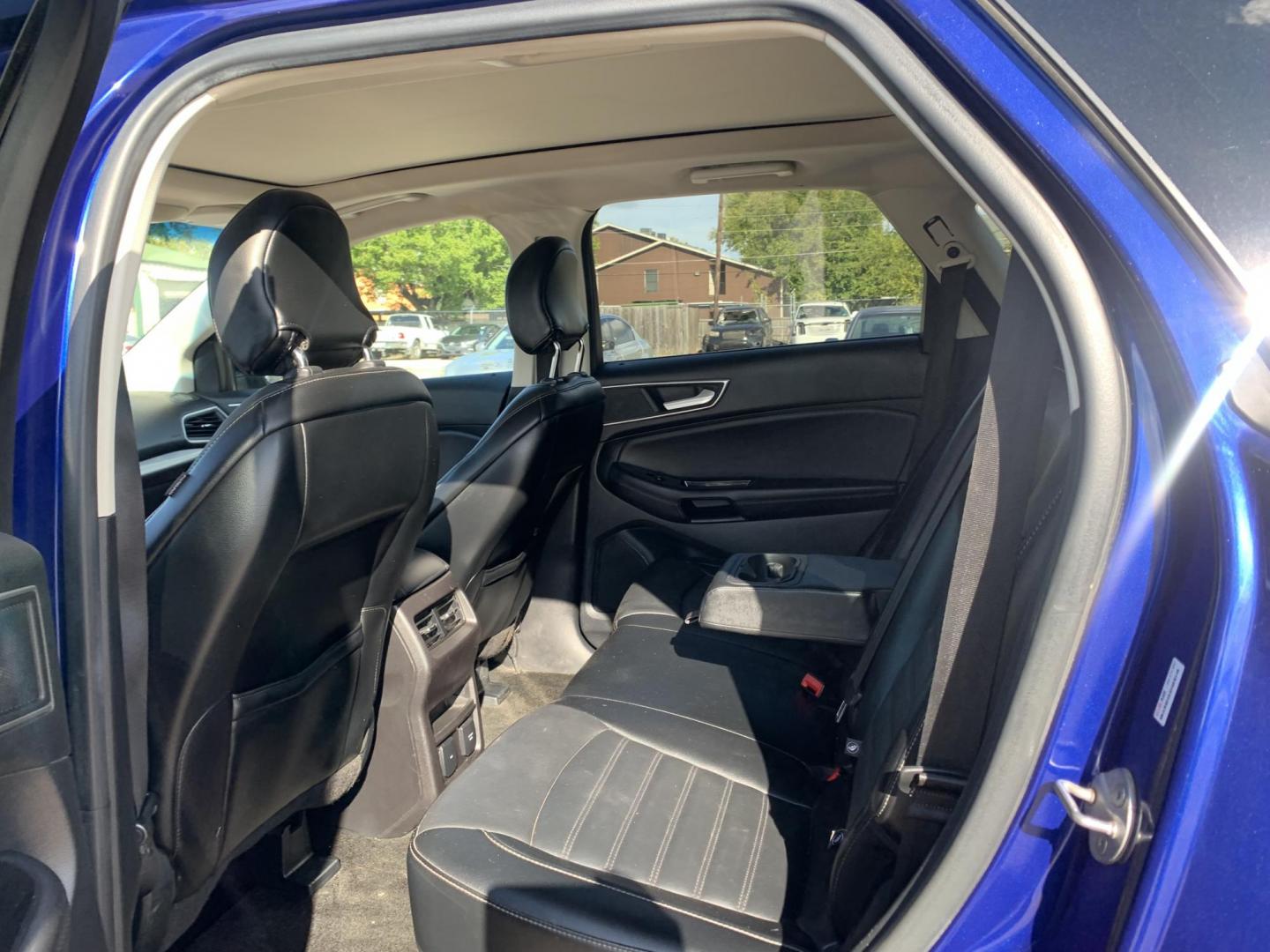 2015 Blue /Black Ford Edge SEL AWD (2FMTK4J97FB) with an 2.0L L4 DOHC 16V engine, Automatic transmission, located at 1830 North Belt Line Road, Irving, TX, 75061, (469) 524-0199, 32.834373, -96.993584 - Photo#8