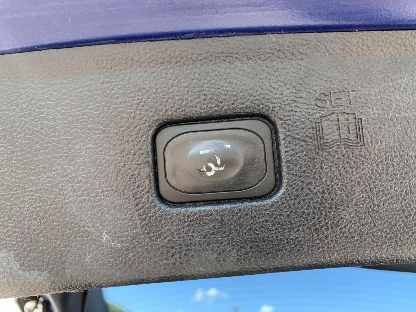 2015 Blue /Black Ford Edge SEL AWD (2FMTK4J97FB) with an 2.0L L4 DOHC 16V engine, Automatic transmission, located at 1830 North Belt Line Road, Irving, TX, 75061, (469) 524-0199, 32.834373, -96.993584 - Photo#10