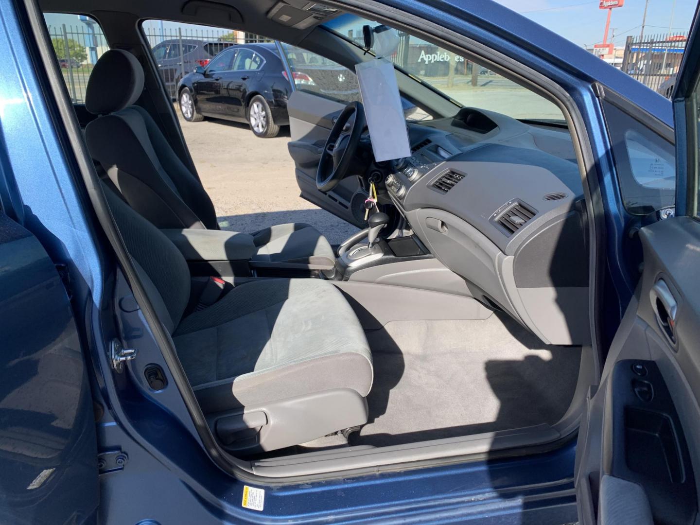 2010 Blue /gray Honda Civic LX Sedan AT (19XFA1F56AE) with an 1.8L L4 SOHC 16V engine, Automatic transmission, located at 1830 North Belt Line Road, Irving, TX, 75061, (469) 524-0199, 32.834373, -96.993584 - Photo#10