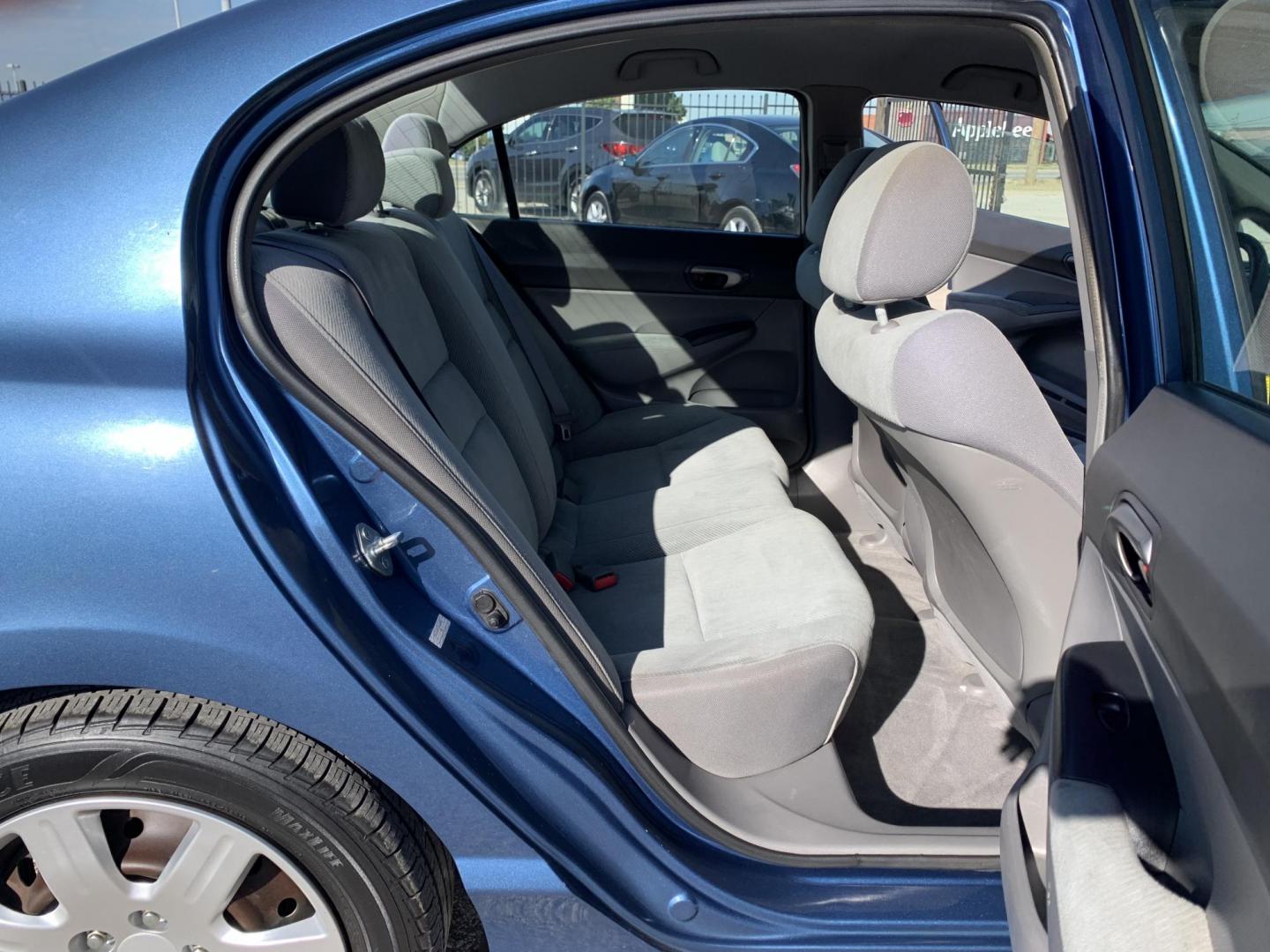 2010 Blue /gray Honda Civic LX Sedan AT (19XFA1F56AE) with an 1.8L L4 SOHC 16V engine, Automatic transmission, located at 1830 North Belt Line Road, Irving, TX, 75061, (469) 524-0199, 32.834373, -96.993584 - Photo#9