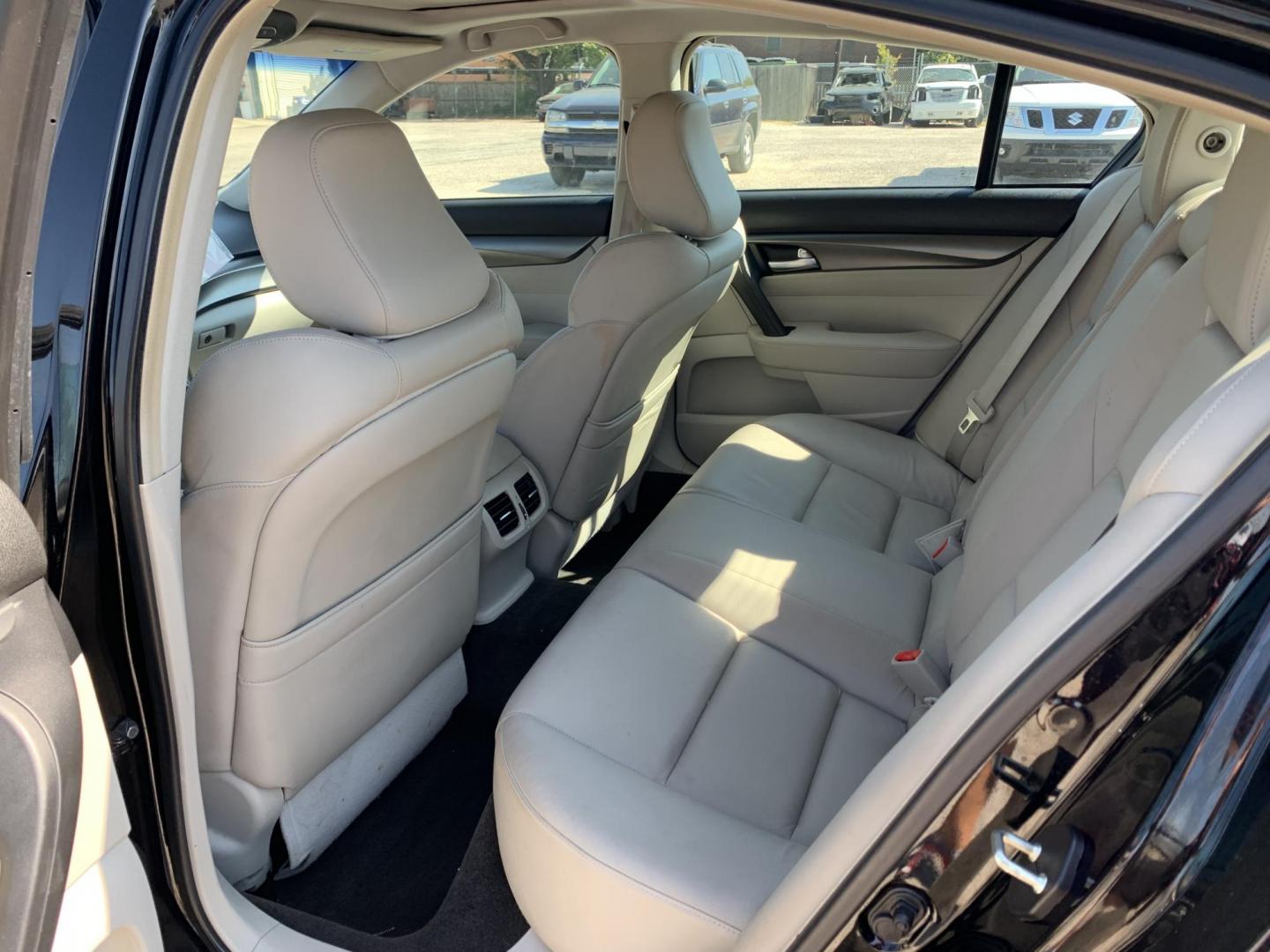 2014 Black /Tan Acura TL (19UUA8F21EA) with an 3.5L V6 SOHC 24V engine, AUTOMATIC transmission, located at 1830 North Belt Line Road, Irving, TX, 75061, (469) 524-0199, 32.834373, -96.993584 - Photo#6