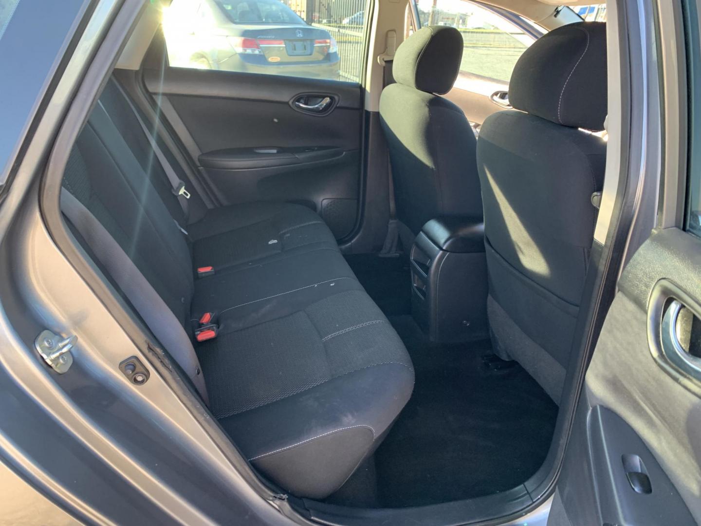 2017 Gray /Black Nissan Sentra S (3N1AB7AP5HY) with an 1.8L L4 SFI DOHC 16V engine, AUTOMATIC transmission, located at 1830 North Belt Line Road, Irving, TX, 75061, (469) 524-0199, 32.834373, -96.993584 - Photo#9