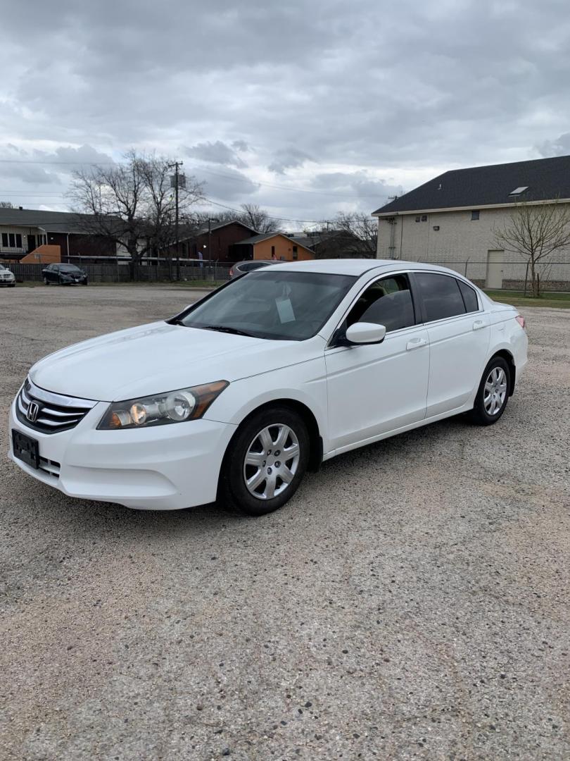 2012 White /Tan Honda Accord LX Sedan AT (1HGCP2F35CA) with an 2.4L L4 DOHC 16V engine, Automatic transmission, located at 1830 North Belt Line Road, Irving, TX, 75061, (469) 524-0199, 32.834373, -96.993584 - Photo#2