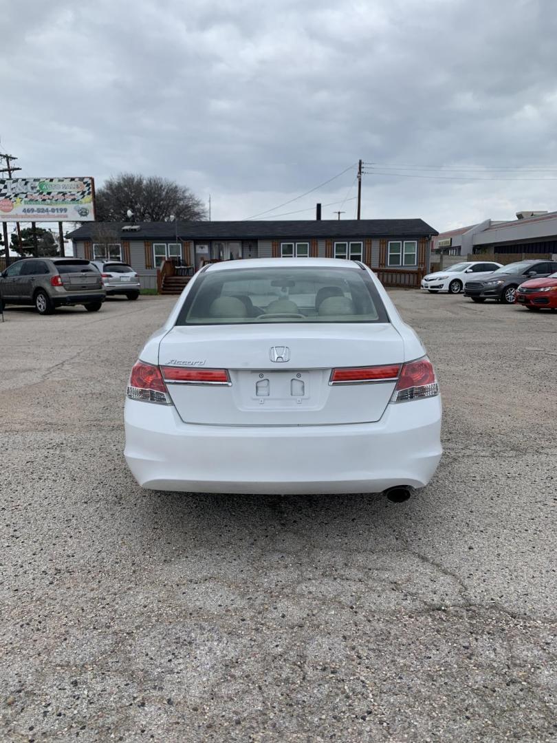 2012 White /Tan Honda Accord LX Sedan AT (1HGCP2F35CA) with an 2.4L L4 DOHC 16V engine, Automatic transmission, located at 1830 North Belt Line Road, Irving, TX, 75061, (469) 524-0199, 32.834373, -96.993584 - Photo#4