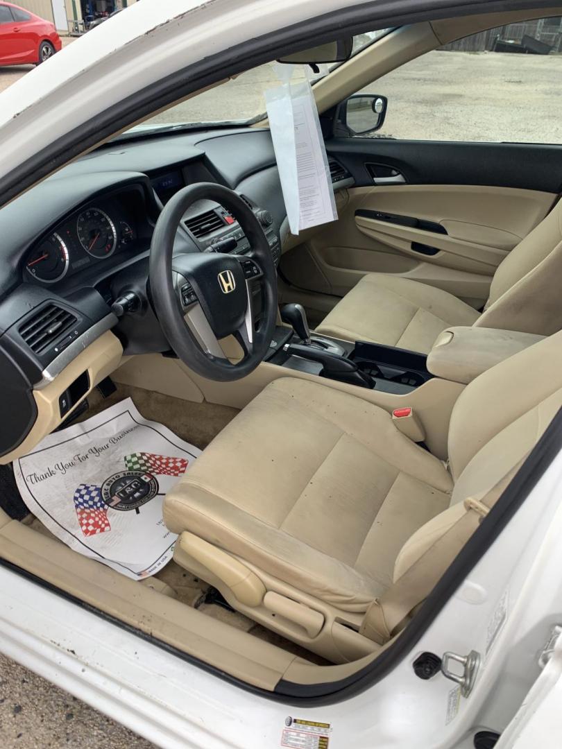 2012 White /Tan Honda Accord LX Sedan AT (1HGCP2F35CA) with an 2.4L L4 DOHC 16V engine, Automatic transmission, located at 1830 North Belt Line Road, Irving, TX, 75061, (469) 524-0199, 32.834373, -96.993584 - Photo#7