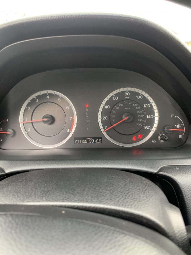 2012 White /Tan Honda Accord LX Sedan AT (1HGCP2F35CA) with an 2.4L L4 DOHC 16V engine, Automatic transmission, located at 1830 North Belt Line Road, Irving, TX, 75061, (469) 524-0199, 32.834373, -96.993584 - Photo#13