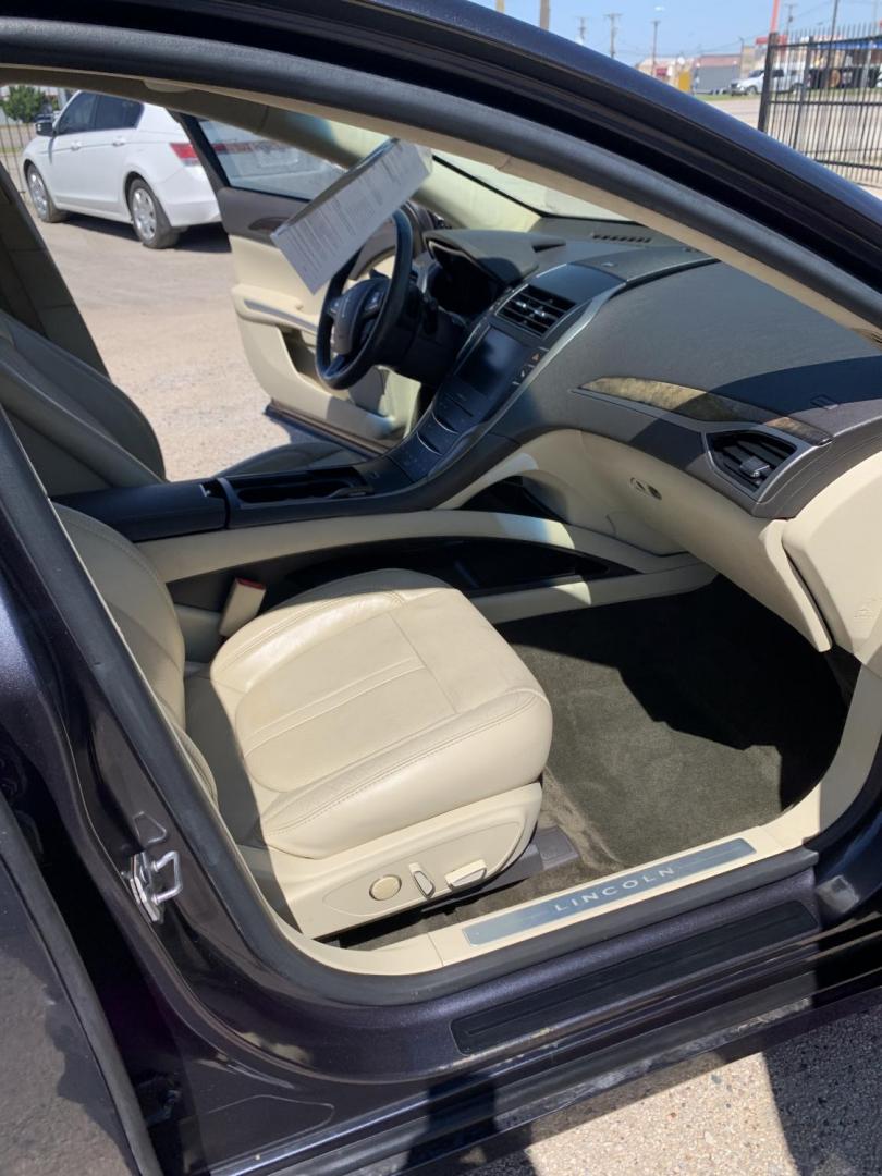 2014 Gray Lincoln MKZ FWD (3LN6L2G92ER) with an 2.0L L4 DOHC 16V engine, Automatic transmission, located at 1830 North Belt Line Road, Irving, TX, 75061, (469) 524-0199, 32.834373, -96.993584 - COMING SOON COMING SOON COMING SOON - Photo#9