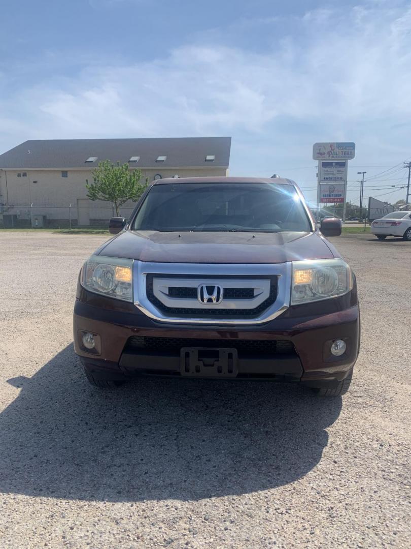2010 Maroon /Tan Honda Pilot EX-L 2WD AT (5FNYF3H51AB) with an 3.5L V6 SOHC 24V engine, Automatic transmission, located at 1830 North Belt Line Road, Irving, TX, 75061, (469) 524-0199, 32.834373, -96.993584 - Photo#1