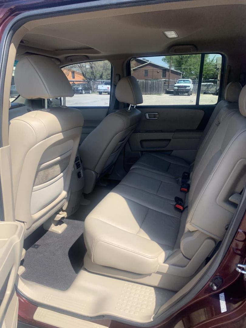 2010 Maroon /Tan Honda Pilot EX-L 2WD AT (5FNYF3H51AB) with an 3.5L V6 SOHC 24V engine, Automatic transmission, located at 1830 North Belt Line Road, Irving, TX, 75061, (469) 524-0199, 32.834373, -96.993584 - Photo#8
