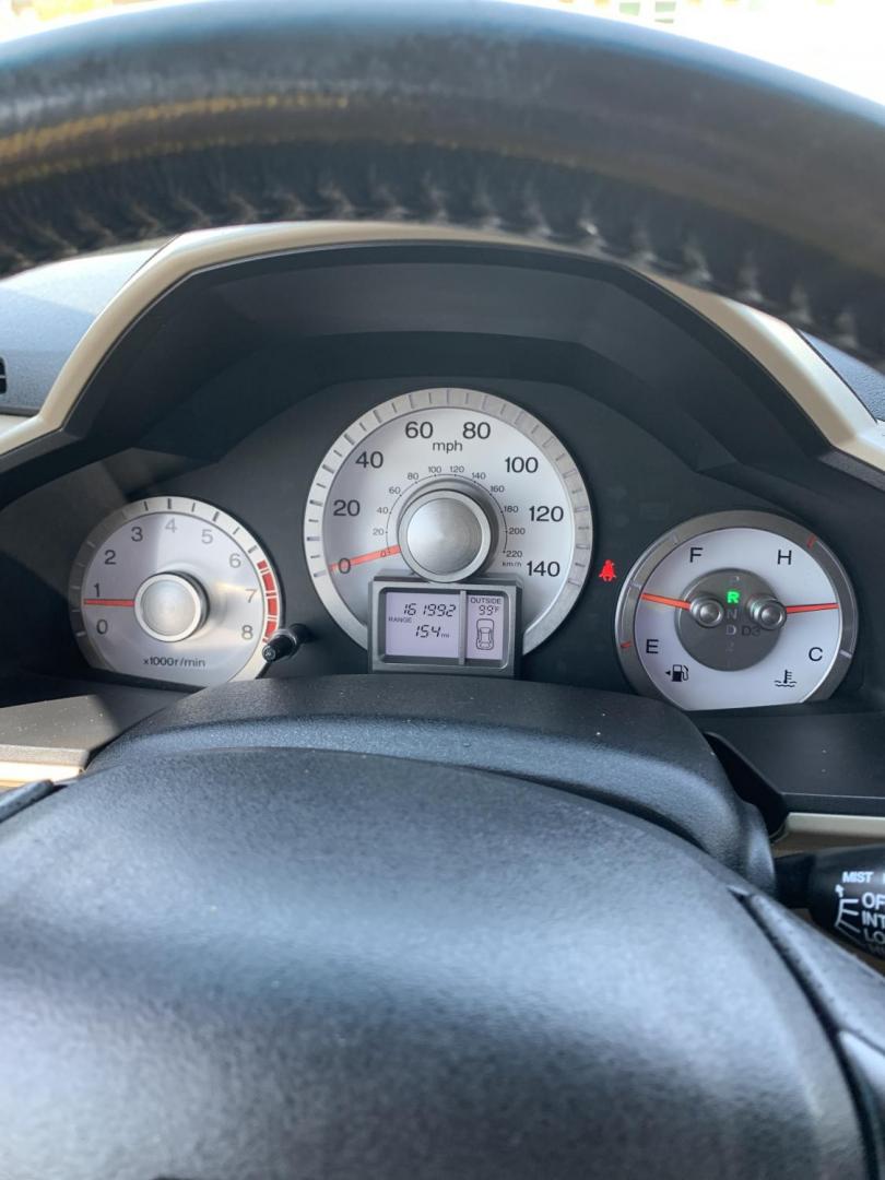 2010 Maroon /Tan Honda Pilot EX-L 2WD AT (5FNYF3H51AB) with an 3.5L V6 SOHC 24V engine, Automatic transmission, located at 1830 North Belt Line Road, Irving, TX, 75061, (469) 524-0199, 32.834373, -96.993584 - Photo#16