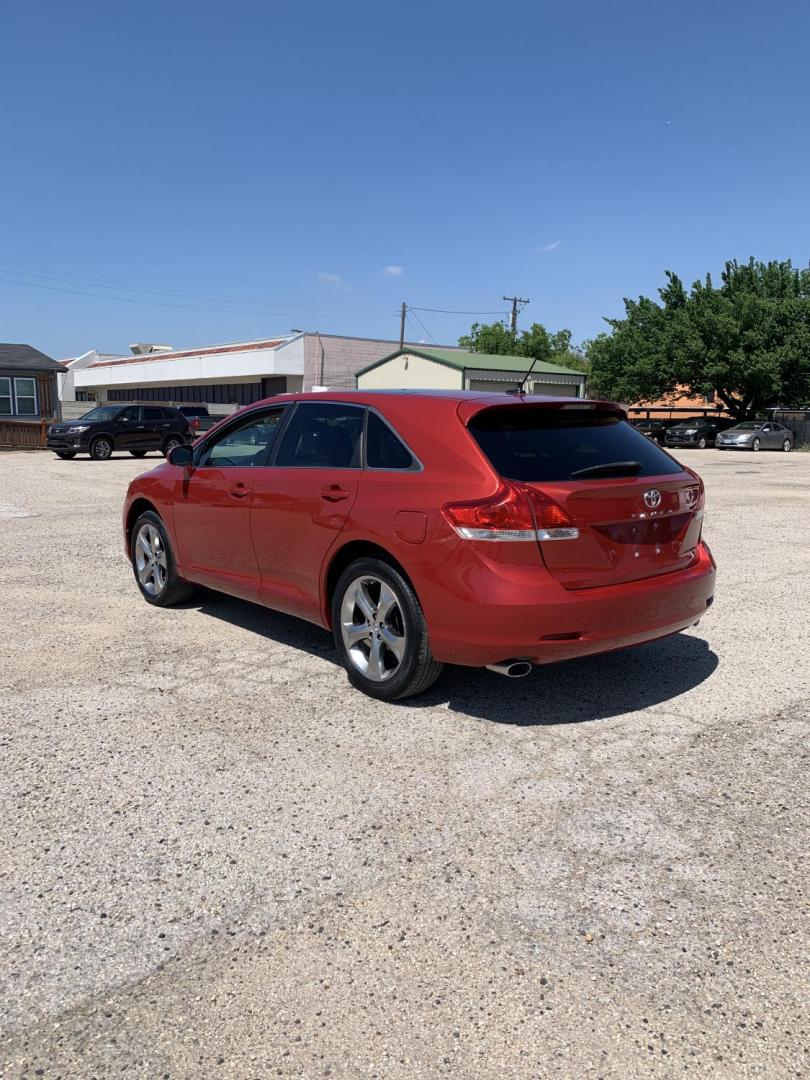 2010 Red /Tan Toyota Venza 4X2 V6 (4T3ZK3BB3AU) with an 3.5L V6 DOHC 24V engine, Automatic transmission, located at 1830 North Belt Line Road, Irving, TX, 75061, (469) 524-0199, 32.834373, -96.993584 - Photo#3