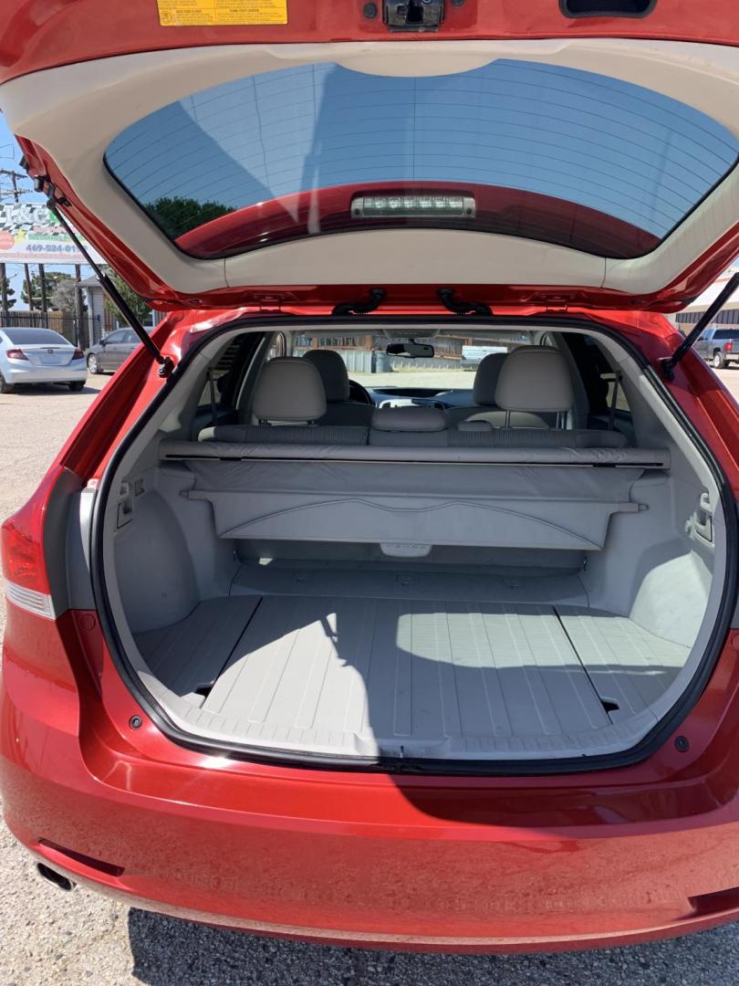2010 Red /Tan Toyota Venza 4X2 V6 (4T3ZK3BB3AU) with an 3.5L V6 DOHC 24V engine, Automatic transmission, located at 1830 North Belt Line Road, Irving, TX, 75061, (469) 524-0199, 32.834373, -96.993584 - Photo#9