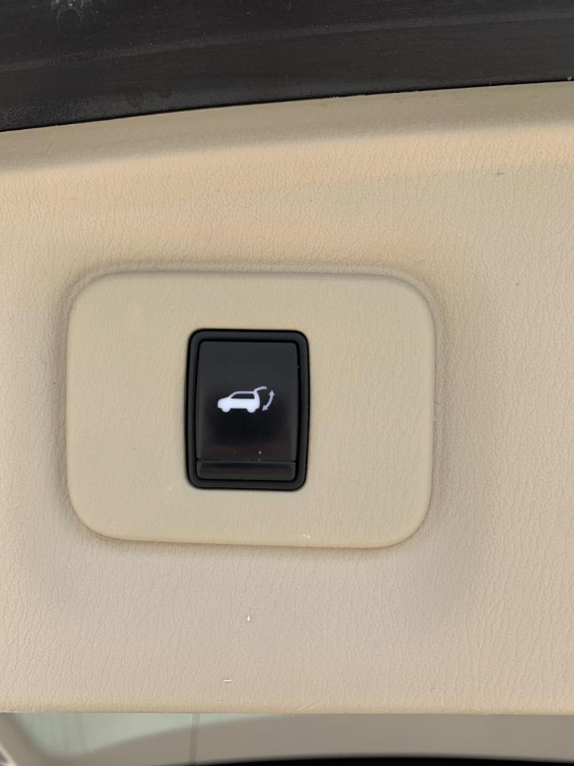 2014 Black /Tan Infiniti QX60 FWD (5N1AL0MNXEC) with an 3.5L V6 DOHC 24V engine, Automatic transmission, located at 1830 North Belt Line Road, Irving, TX, 75061, (469) 524-0199, 32.834373, -96.993584 - Photo#11