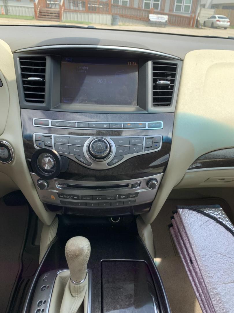 2014 Black /Tan Infiniti QX60 FWD (5N1AL0MNXEC) with an 3.5L V6 DOHC 24V engine, Automatic transmission, located at 1830 North Belt Line Road, Irving, TX, 75061, (469) 524-0199, 32.834373, -96.993584 - Photo#15
