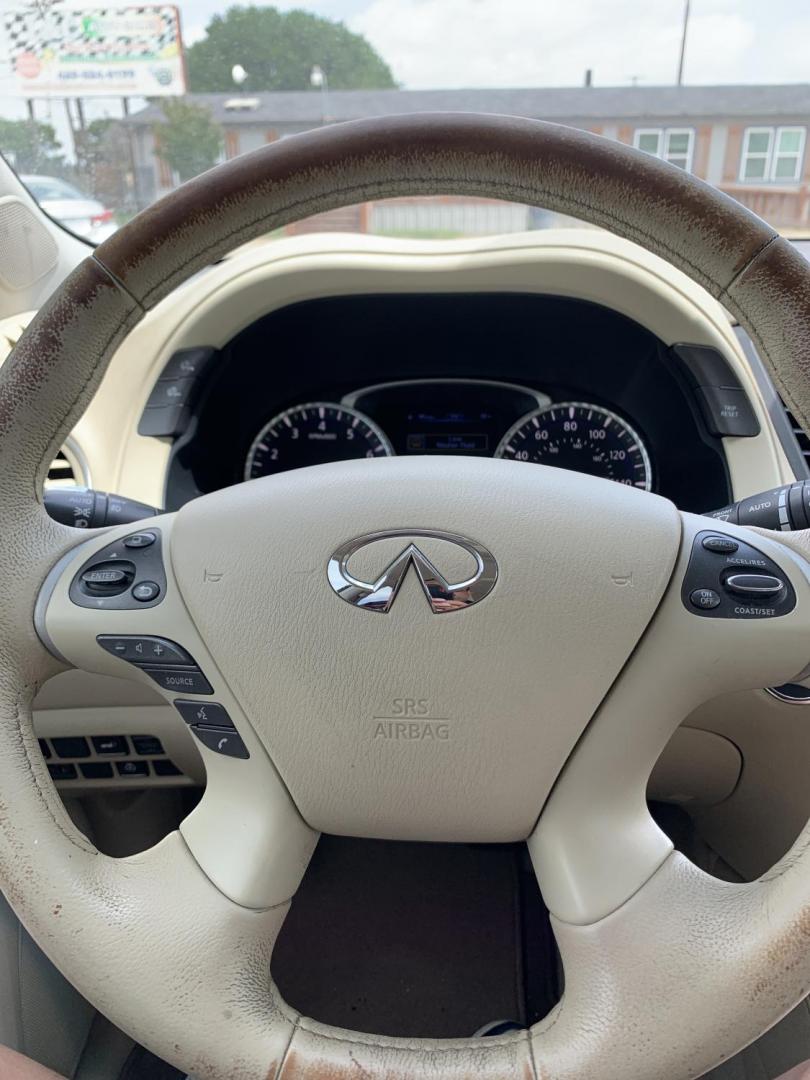 2014 Black /Tan Infiniti QX60 FWD (5N1AL0MNXEC) with an 3.5L V6 DOHC 24V engine, Automatic transmission, located at 1830 North Belt Line Road, Irving, TX, 75061, (469) 524-0199, 32.834373, -96.993584 - Photo#20